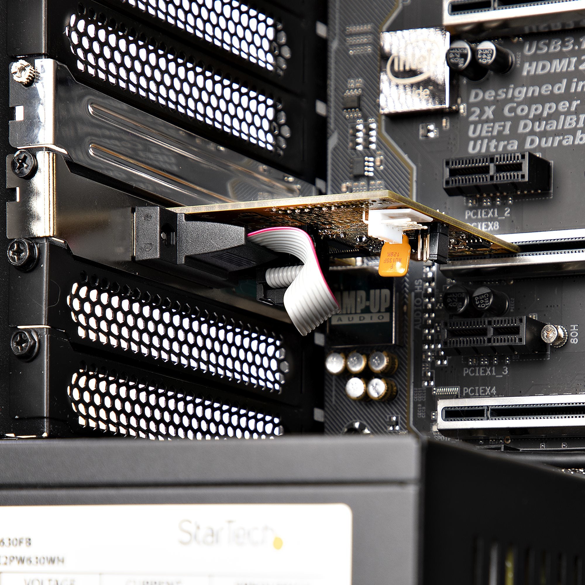 StarTech.com 21050-PC-SERIAL-CARD carte et adaptateur d'interfaces Interne - Image 9