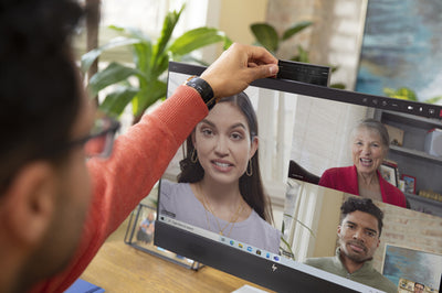HP E24mv G4 FHD Conferencing Monitor écran plat de PC 60,5 cm (23.8") 1920 x 1080 pixels Full HD LCD Noir, Argent - Image 11