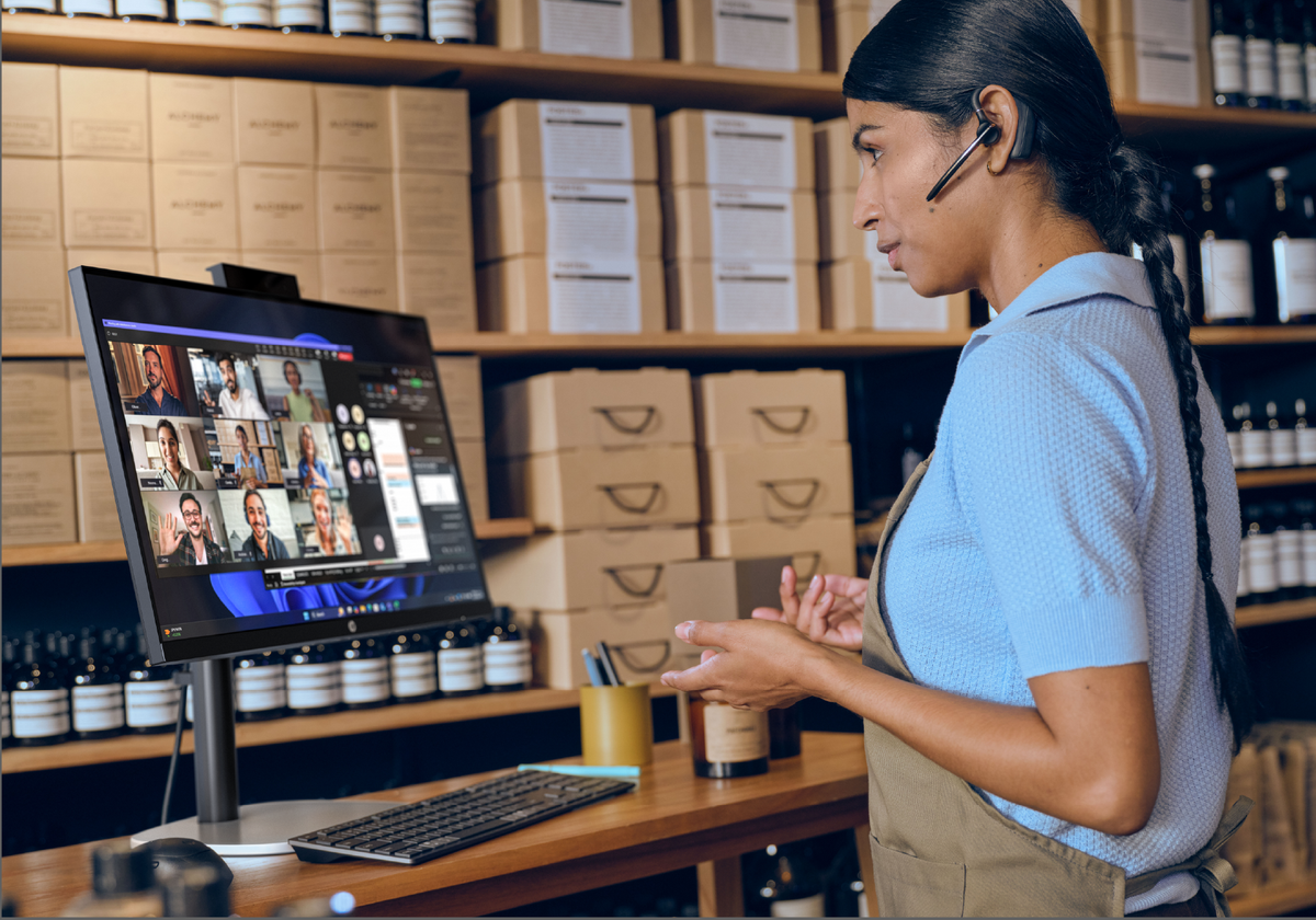 HP ProStudio 4 All-in-One G1i 23.8 inch Desktop AI PC Wolf Pro Security Edition (C72S2UT#ABC) - Cartouches Certifiees