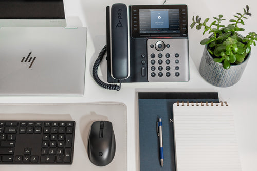 HPE HP Poly Edge E550 and PoE-enabled IP phone Black 12 lines IPS Wi-Fi (82M91AA) - Cartouches Certifiees