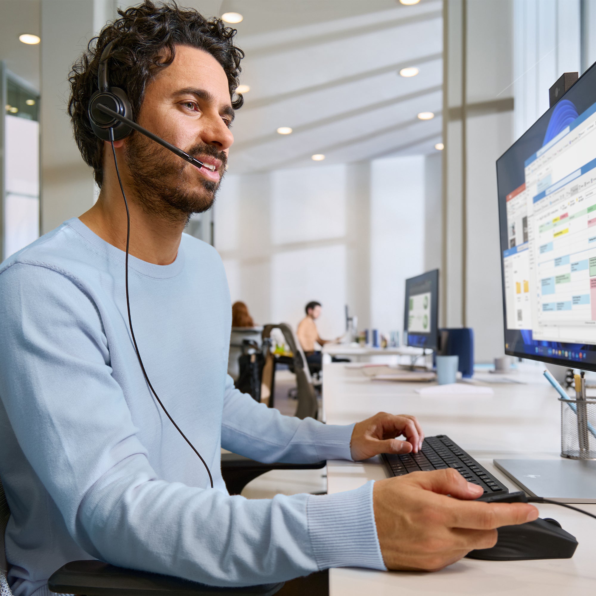 HPE HP Poly Mission 425 Stereo USB Wired Headset Classic (Bulk) (C01B3A6#AC3) - Cartouches Certifiees