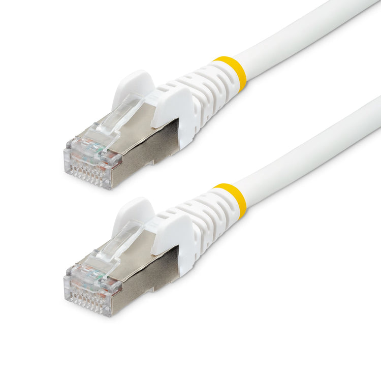 STARTECH .com networking cable White 2,4 m S/FTP (S-STP) Round (NLWH-8F-CAT6A-PATCH) - Cartouches Certifiees