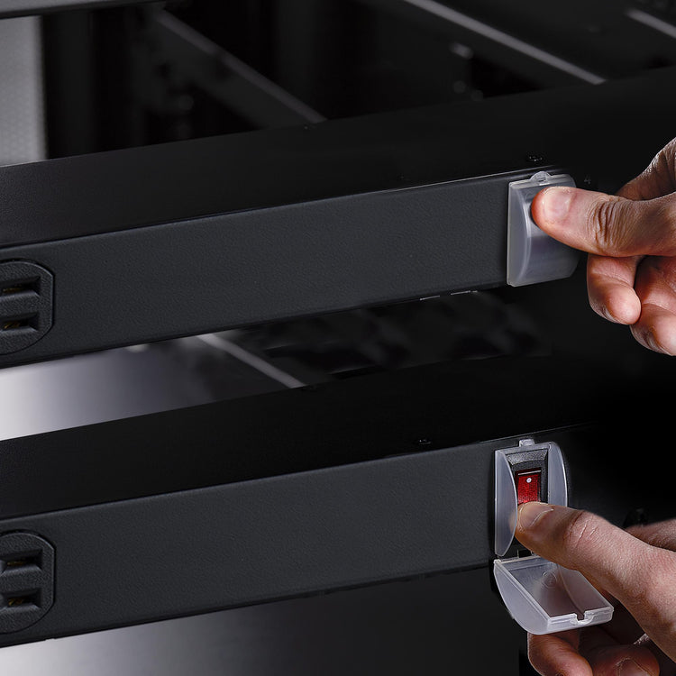 STARTECH .com power distribution unit (PDU) 12 AC outlet(s) 1U Black (12NM8-RACK-MOUNT-PDU) - Cartouches Certifiees