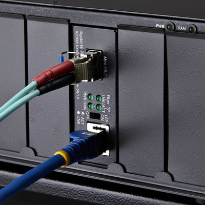STARTECH network media converter 2000 Mbit/s 1310 nm Single-mode Black (MCM1110SMLC20) - Cartouches Certifiees
